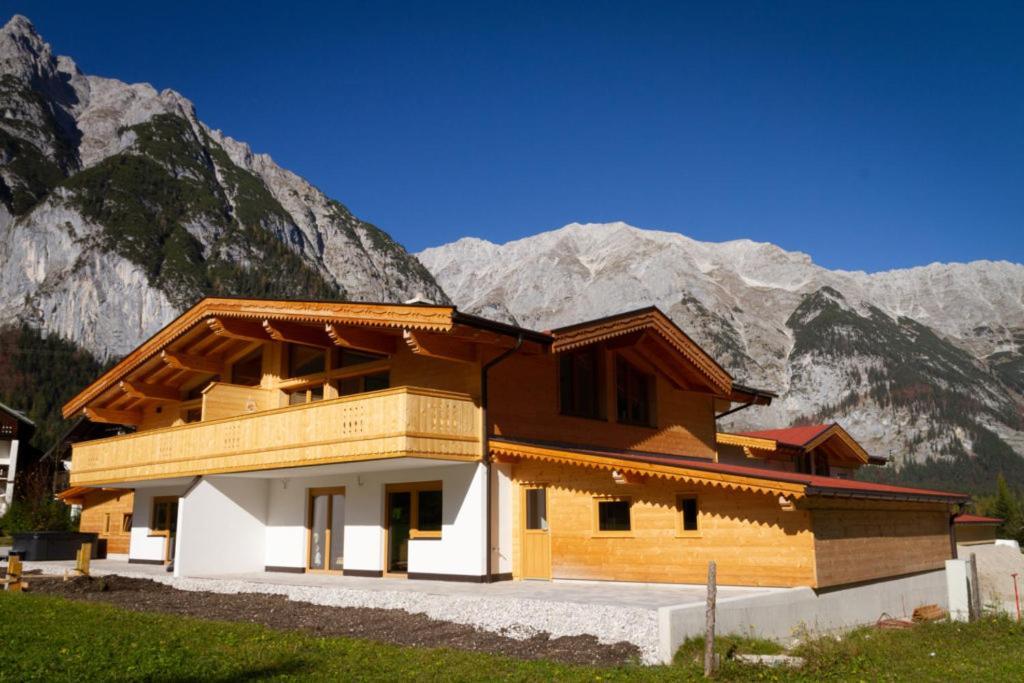 Alpenchalet Im Leutaschtal ภายนอก รูปภาพ