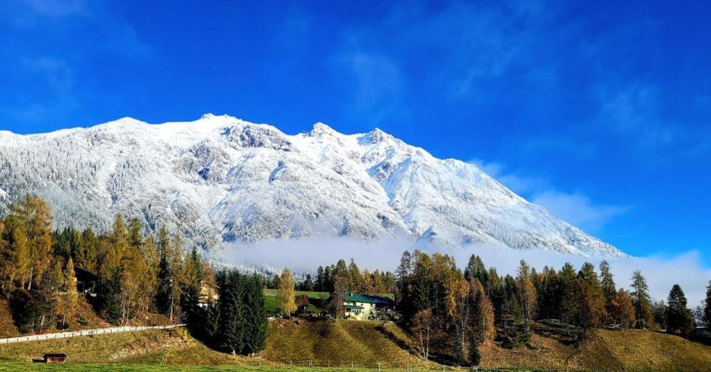 Alpenchalet Im Leutaschtal ภายนอก รูปภาพ